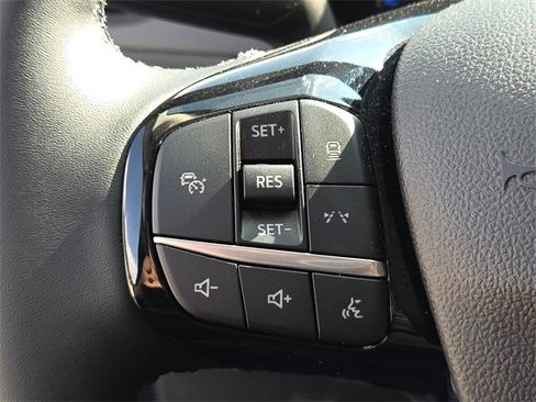 New 2025 Ford Escape SE image 26