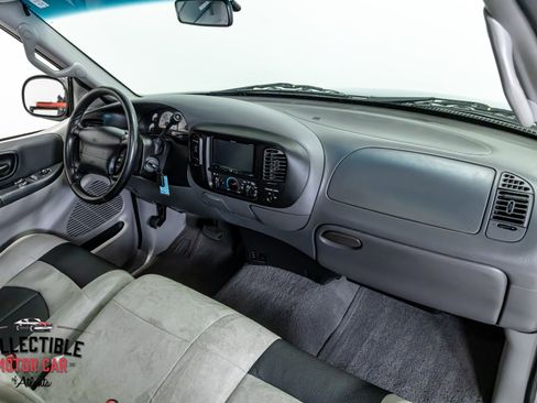 Used 2000 Ford F150 Lightning image 91