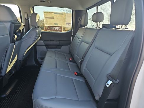 New 2026 Ford F250 XL w/ FX4 Off-Road Package image 24