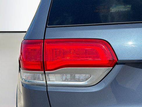 Used 2020 Jeep Grand Cherokee Overland image 10