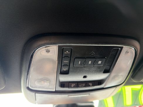 Used 2023 Dodge Durango GT AWD/4WD image 25
