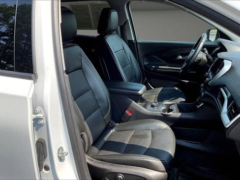 Used 2023 GMC Terrain SLT w/ Elevation Edition FWD image 33
