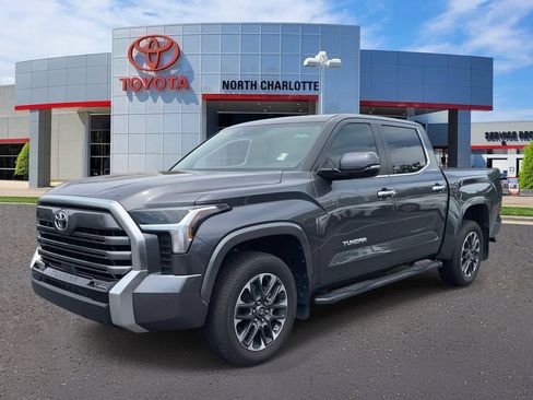 Used 2025 Toyota Tundra Limited AWD/4WD image 4