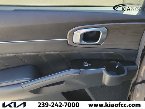 Certified 2025 Kia Sorento SX AWD/4WD image 15