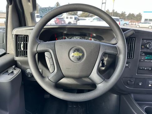 Used 2025 Chevrolet Express 2500 Extended w/ Communications Package image 25