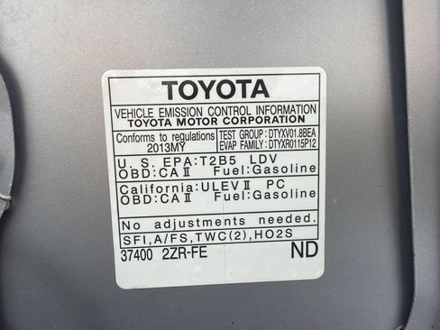 Used 2013 Toyota Corolla LE FWD image 26