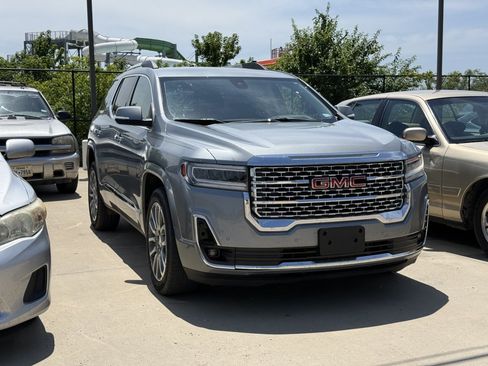 Used 2023 GMC Acadia Denali FWD image 2