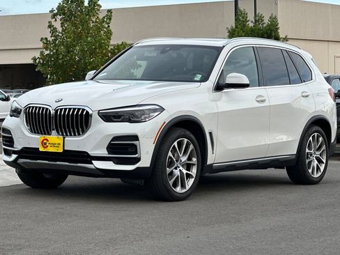 Used 2023 BMW X5 xDrive40i w/ Premium Package image 9