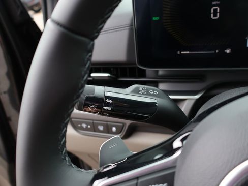 New 2026 Kia Carnival EX FWD image 18