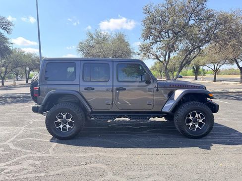Used 2019 Jeep Wrangler Unlimited Rubicon image 9