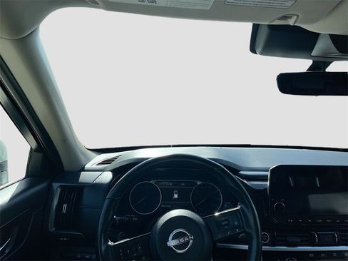 Used 2023 Nissan Pathfinder SL image 22