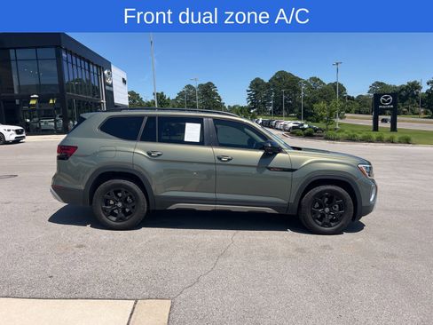 Certified 2024 Volkswagen Atlas Peak Edition SE AWD/4WD image 5