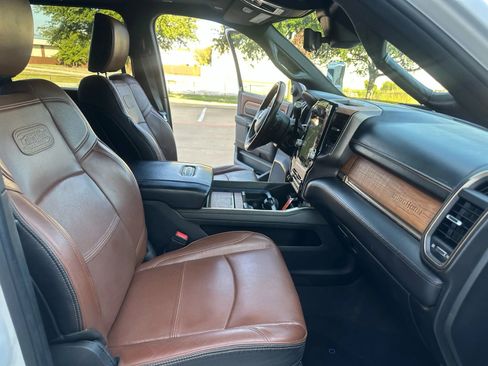 Used 2021 RAM 3500 Limited image 27