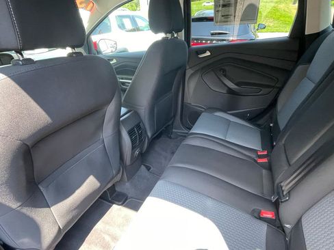 Used 2017 Ford Escape SE AWD/4WD image 22