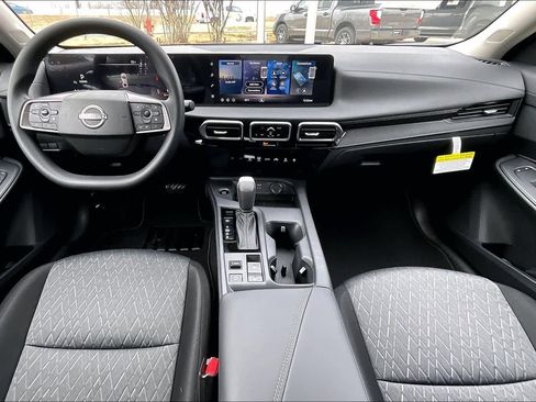 New 2026 Nissan Sentra SV FWD image 5
