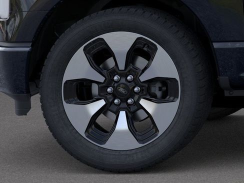New 2025 Ford F150 Lightning Platinum image 19