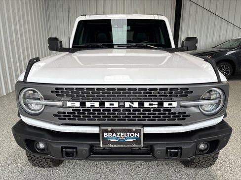 Used 2023 Ford Bronco Badlands AWD/4WD image 5