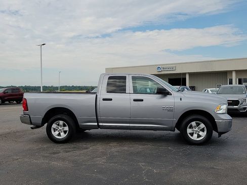 Used 2024 RAM 1500 Classic SLT AWD/4WD image 6