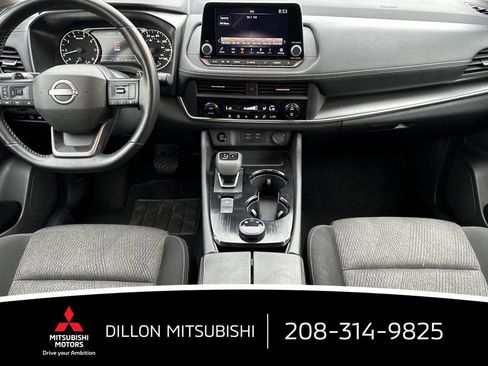 Used 2025 Nissan Rogue SV AWD/4WD image 5