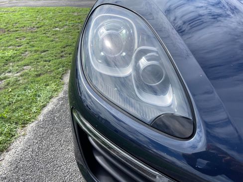 Used 2018 Porsche Macan image 35