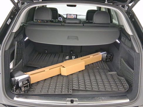 Used 2024 Audi Q5 e Prestige image 31