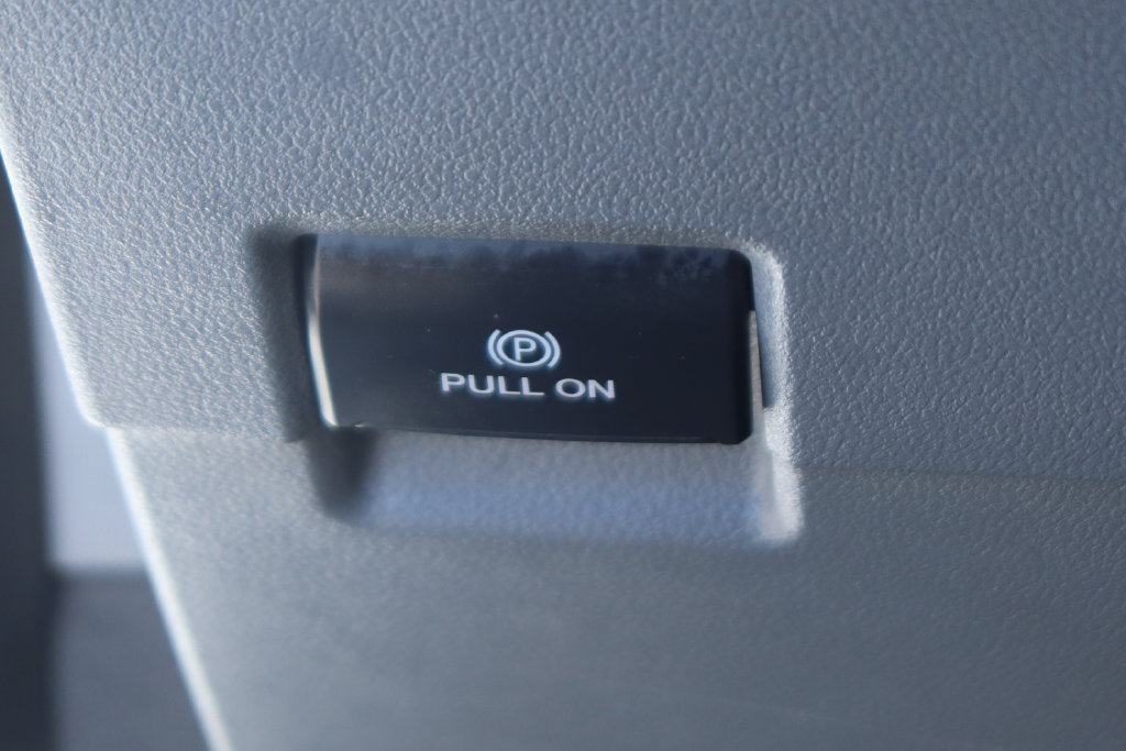 Used 2023 Ford F550 2WD Regular Cab Super Duty image 20