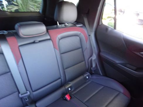 Certified 2025 Chevrolet Equinox RS FWD image 17