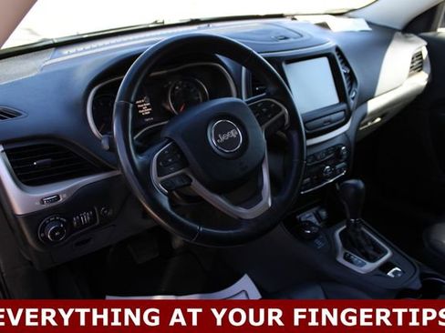 Used 2015 Jeep Cherokee Limited w/ Luxury Group AWD/4WD image 2