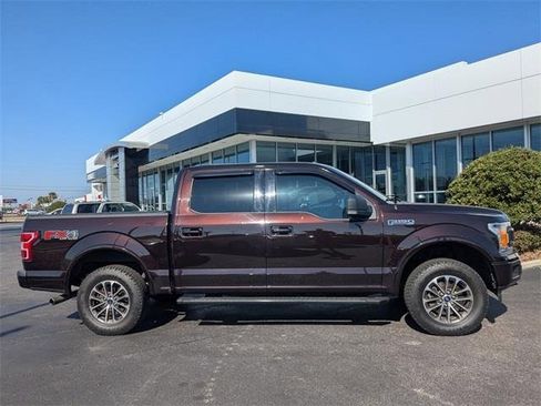 Used 2018 Ford F150 XLT w/ Equipment Group 302A Luxury image 3