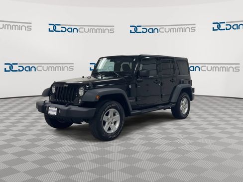 Used 2017 Jeep Wrangler Unlimited Sport w/ Quick Order Package 24S AWD/4WD image 4