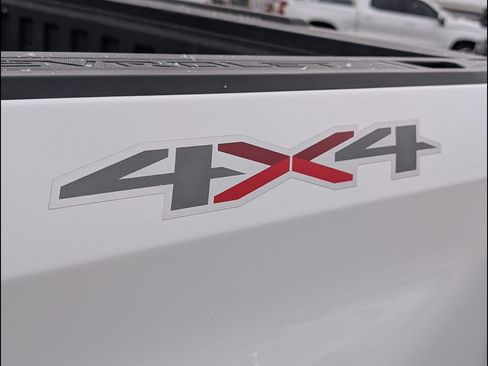 Used 2022 Chevrolet Silverado 1500 Custom image 23