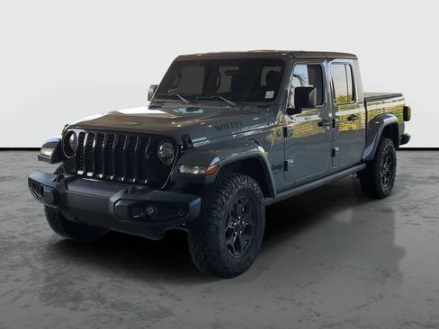 Used 2023 Jeep Gladiator Sport AWD/4WD image 4