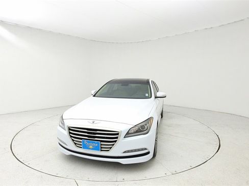 Used 2016 Hyundai Genesis 3.8 w/ Option Group 02 image 2