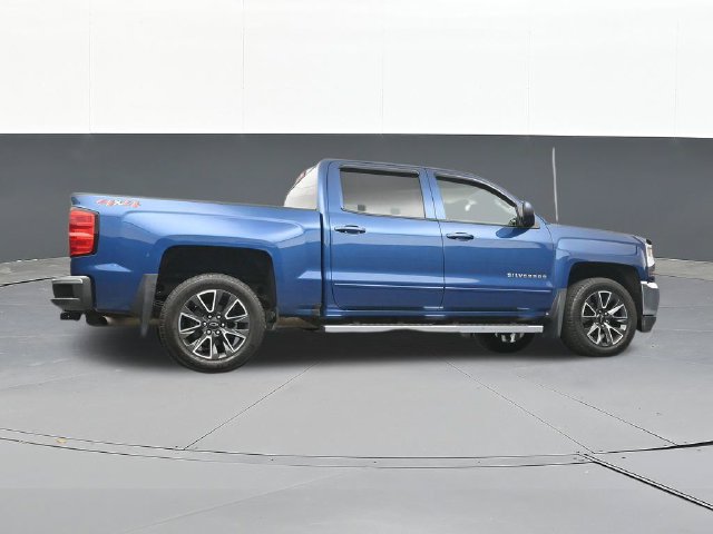 Used 2018 Chevrolet Silverado 1500 LT w/ All Star Edition AWD/4WD image 46