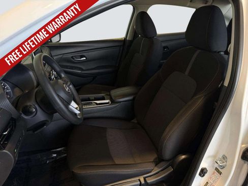 Used 2024 Nissan Sentra SV FWD image 27