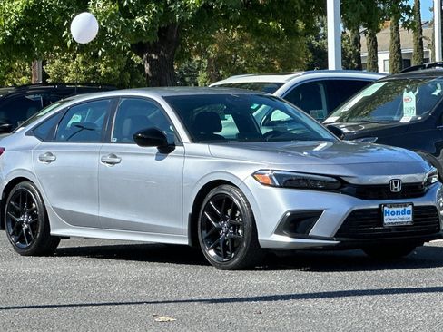 Used 2022 Honda Civic Sport image 7