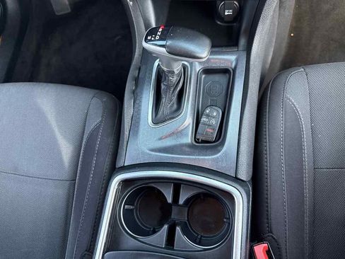 Used 2015 Dodge Charger R/T RWD image 22