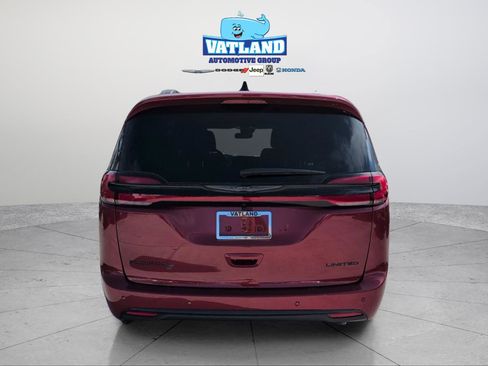 New 2026 Chrysler Pacifica Limited w/ S Appearance Package image 7