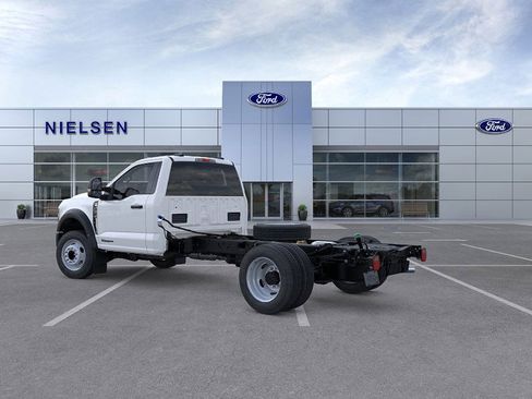 New 2026 Ford F450 XLT w/ XLT Value Package image 4