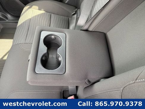 New 2026 Chevrolet Equinox LT w/ Midnight Edition AWD/4WD image 17
