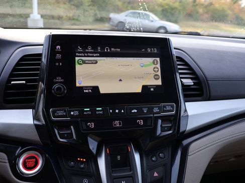 Used 2018 Honda Odyssey Elite image 25