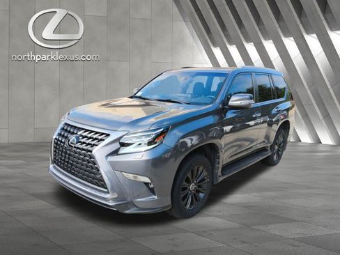 Certified 2022 Lexus GX 460 Premium w/ Accessory Package AWD/4WD image 3