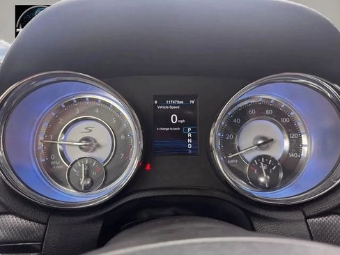 Used 2012 Chrysler 300 S w/ Luxury Group RWD image 7