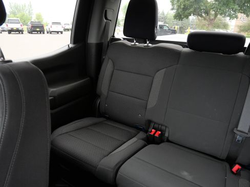 Used 2022 Chevrolet Silverado 1500 Custom AWD/4WD image 12