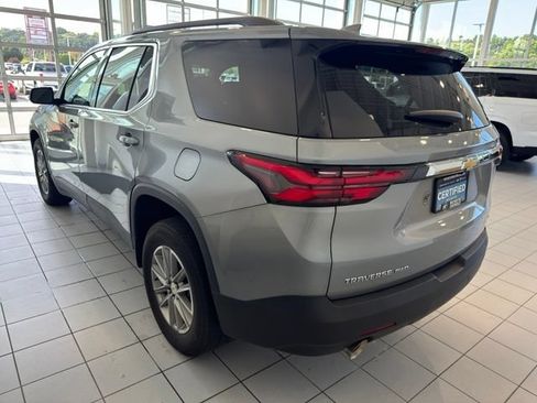 Used 2023 Chevrolet Traverse LT AWD/4WD image 46