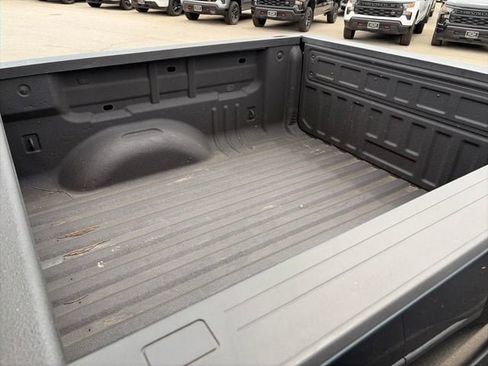 Used 2019 Chevrolet Colorado LT w/ LT Convenience Package RWD image 11