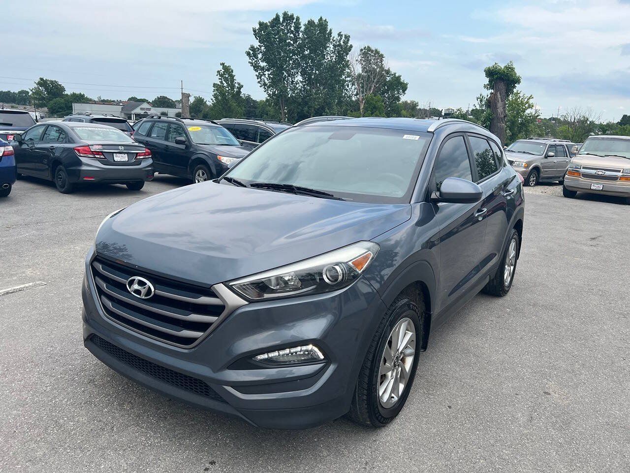 Used 2016 Hyundai Tucson SE w/ Option Group 02 AWD/4WD image 1