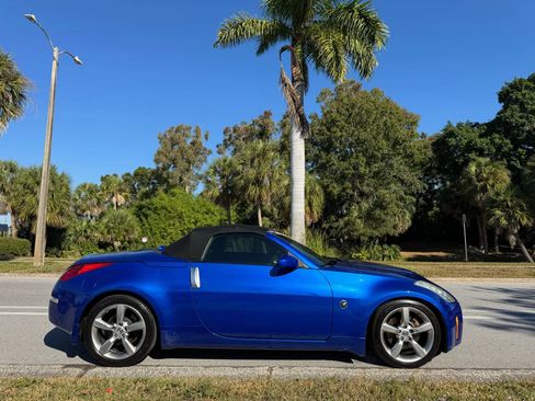 Used 2007 Nissan 350Z Touring image 5