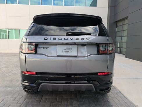 New 2025 Land Rover Discovery Sport Dynamic SE image 5