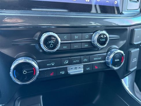 Used 2022 Ford F150 XLT w/ Equipment Group 302A High image 16